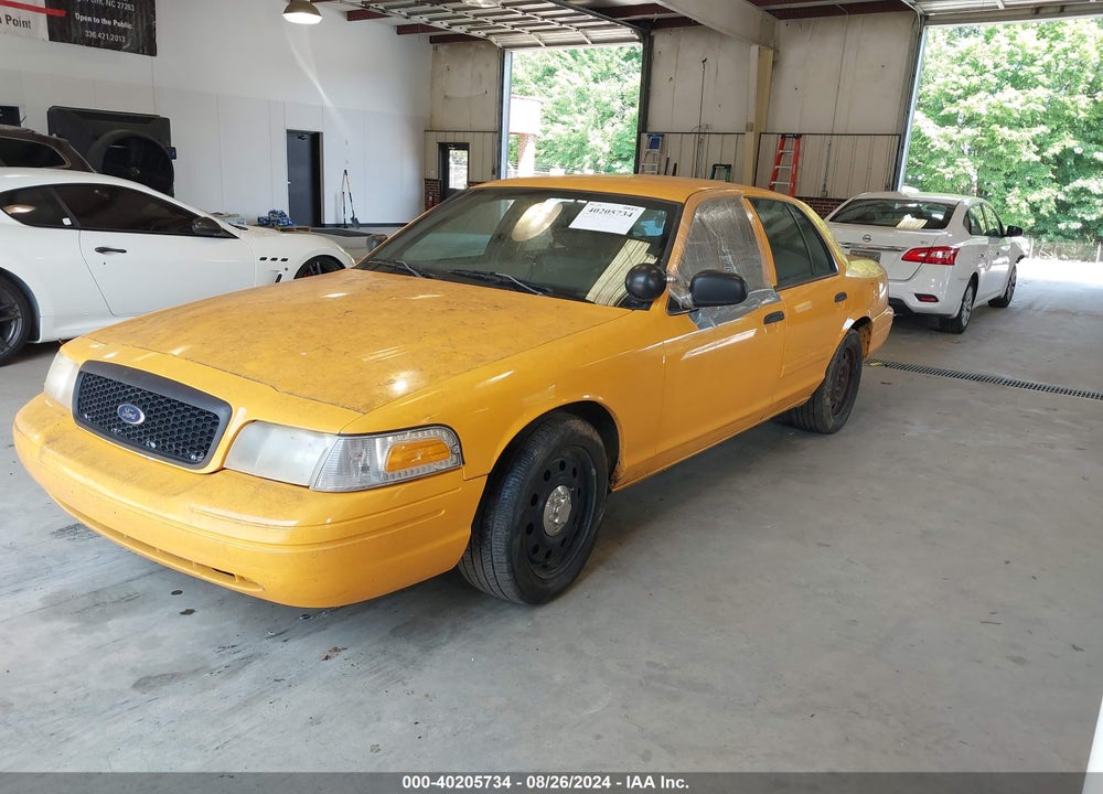 2011 FORD CROWN VICTORIA VIN: 2FABP7BV8BX128888