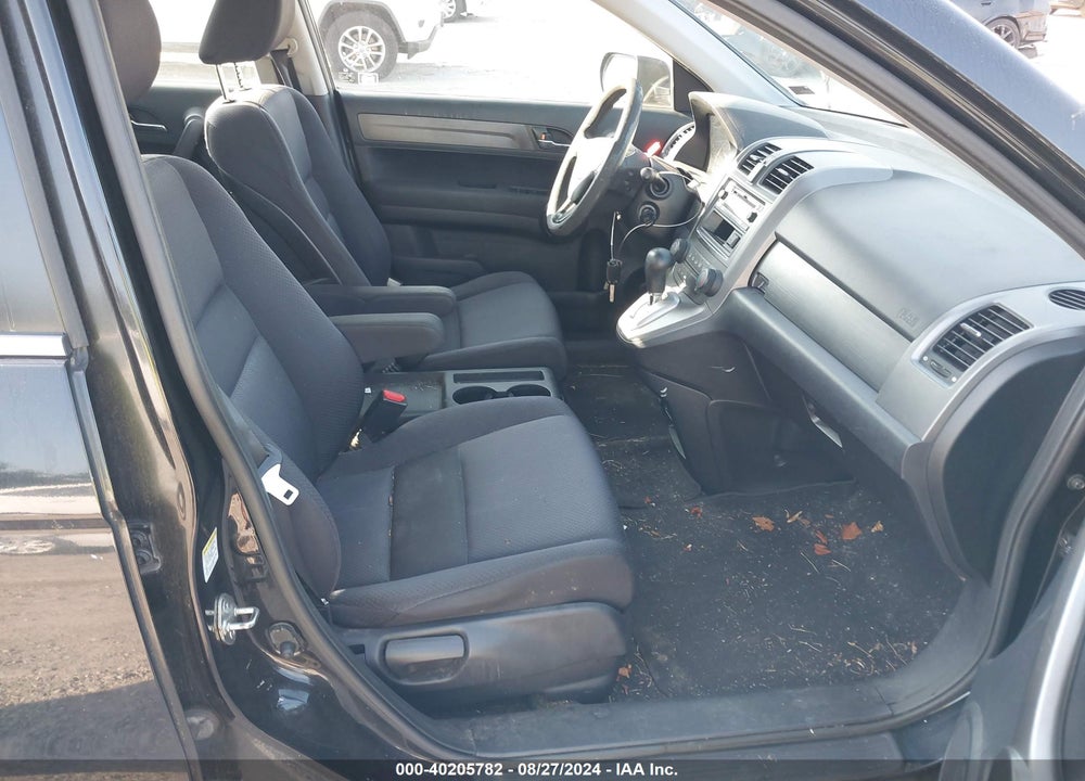 2008 HONDA CR-V LX VIN: JHLRE38318C022160