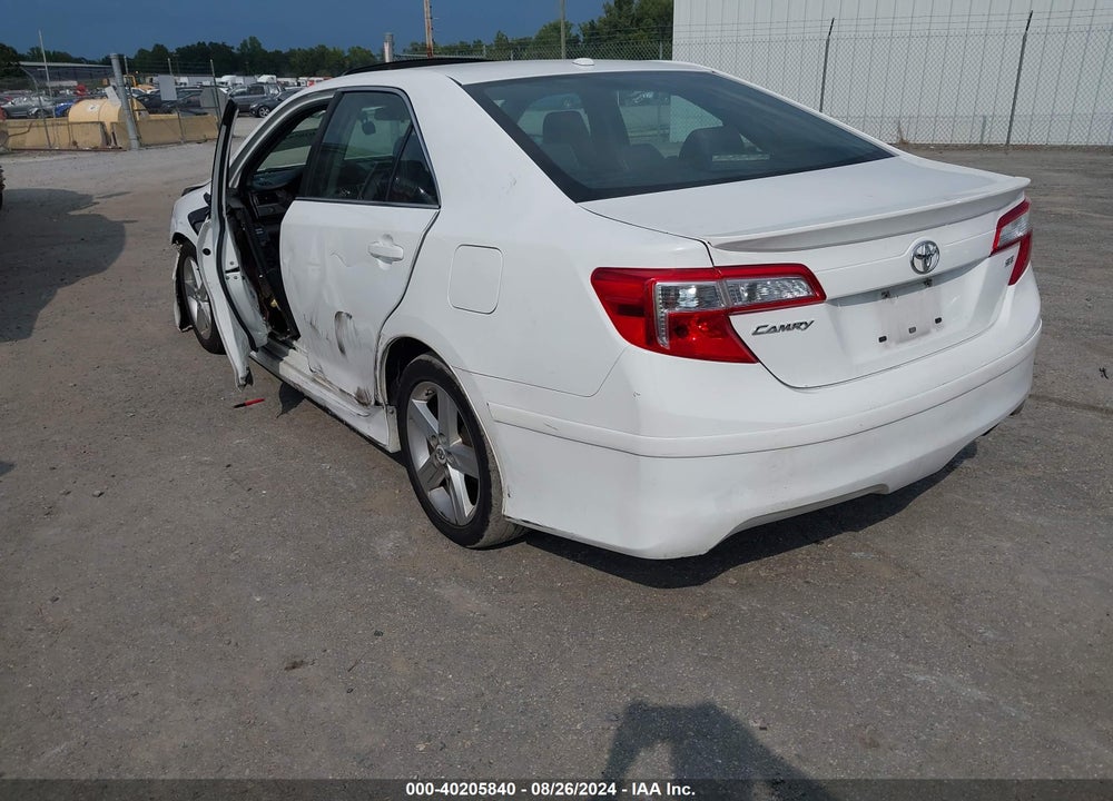 2013 TOYOTA CAMRY SE VIN: 4T1BF1FKXDU211724