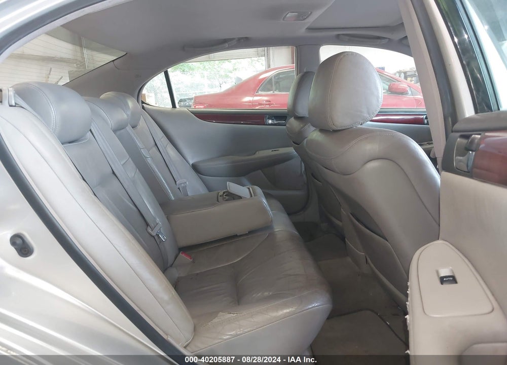 2002 LEXUS ES 300 VIN: JTHBF30G420085741