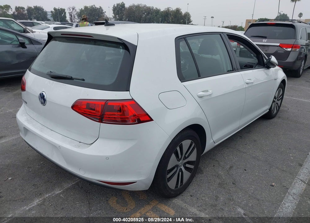 2015 VOLKSWAGEN E-GOLF SEL PREMIUM VIN: WVWPP7AU8FW911347