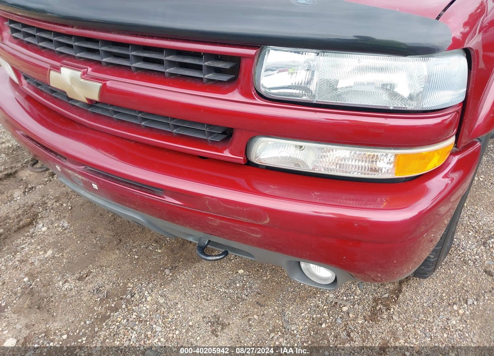 2004 CHEVROLET SUBURBAN 1500 VIN: 3GNFK16ZX4G125208