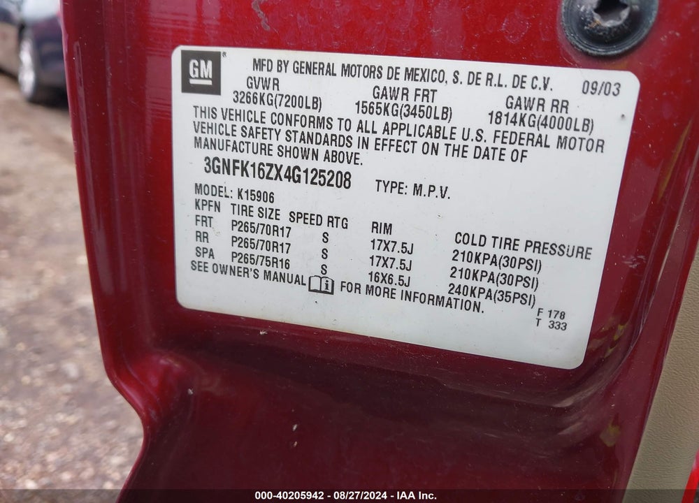 2004 CHEVROLET SUBURBAN 1500 VIN: 3GNFK16ZX4G125208