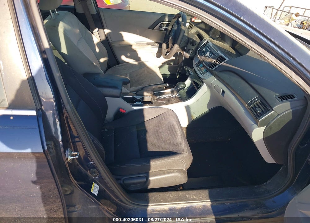 2015 HONDA ACCORD LX VIN: 1HGCR2F39FA162049