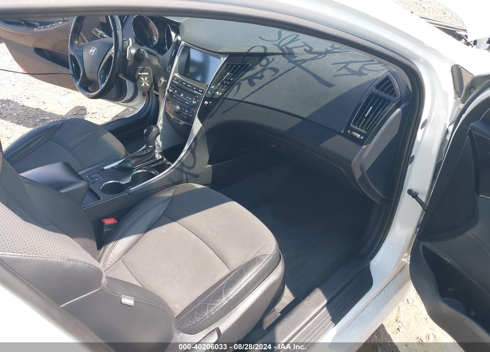 2014 HYUNDAI SONATA SE 2.0T VIN: 5NPEC4AB6EH826771
