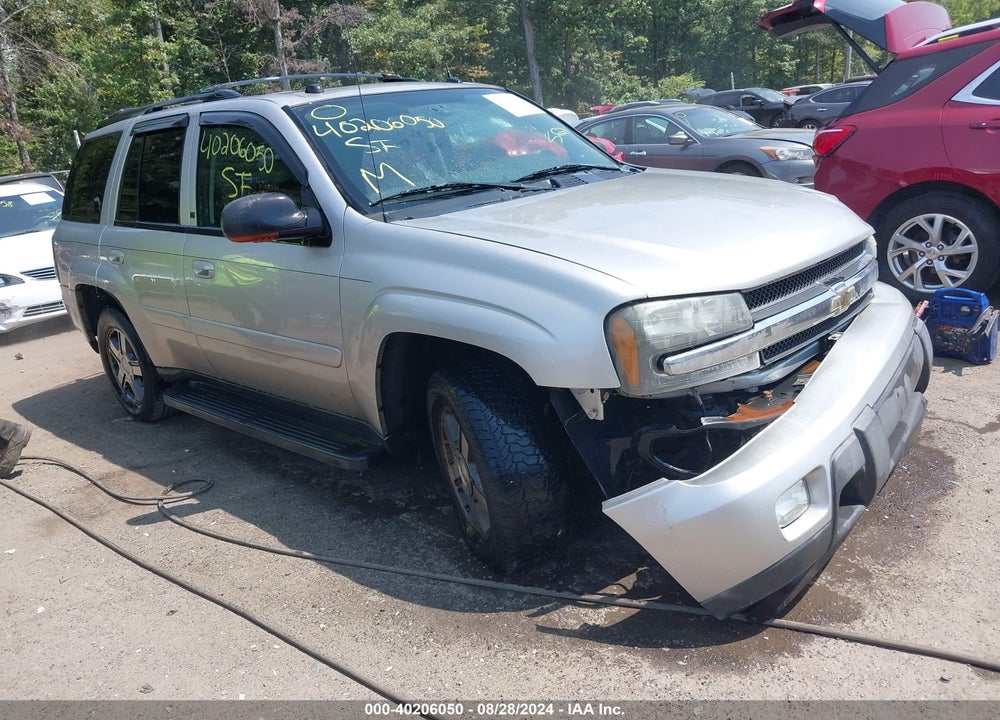 2005 CHEVROLET TRAILBLAZER LT VIN: 1GNDT13S952243188