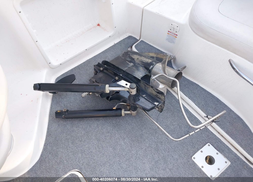 2003 CHAPARRAL SKIBOAT VIN: FGBK0148G203