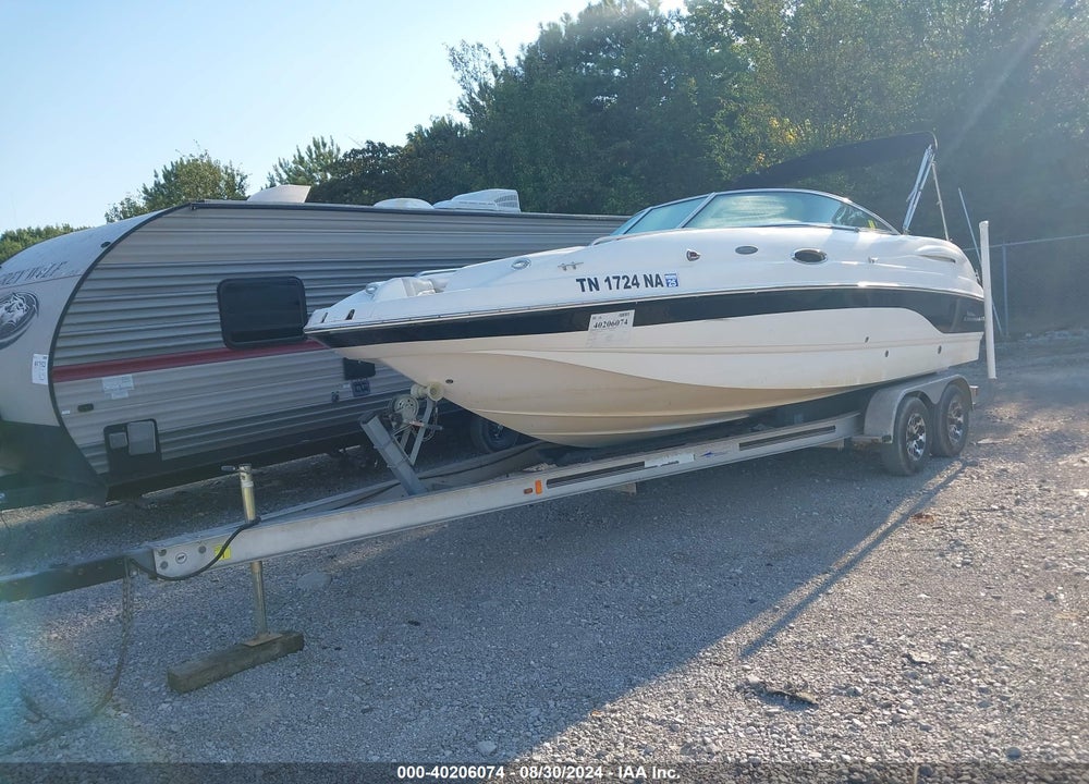 2003 CHAPARRAL SKIBOAT VIN: FGBK0148G203
