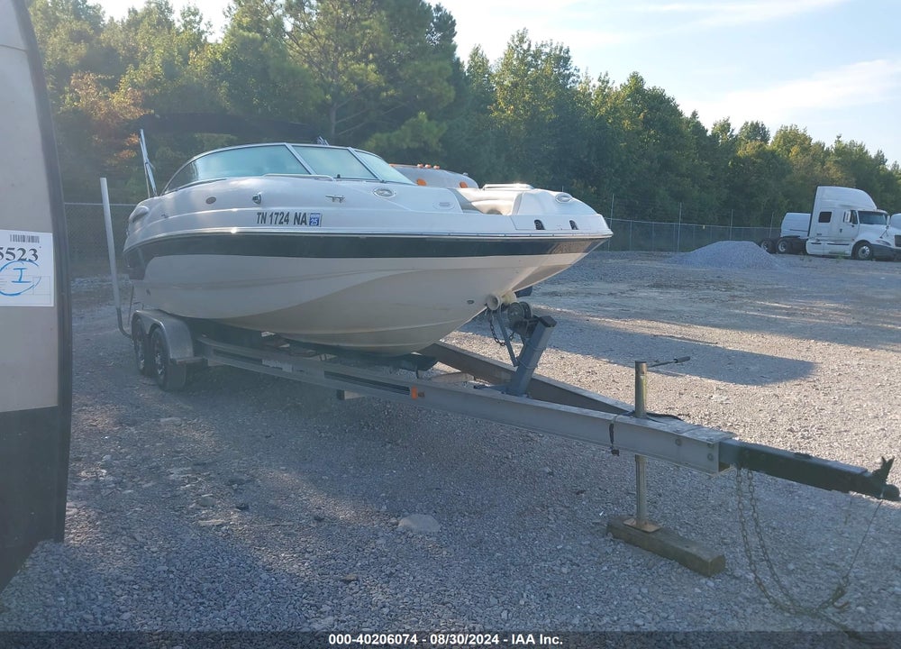 2003 CHAPARRAL SKIBOAT VIN: FGBK0148G203