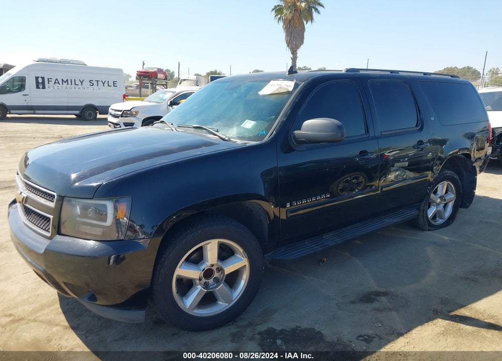2007 CHEVROLET SUBURBAN 1500 LT VIN: 1GNFC16057R411826