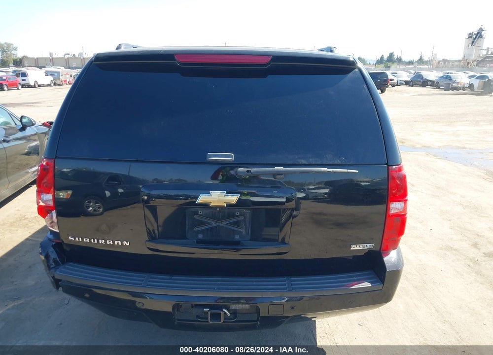 2007 CHEVROLET SUBURBAN 1500 LT VIN: 1GNFC16057R411826
