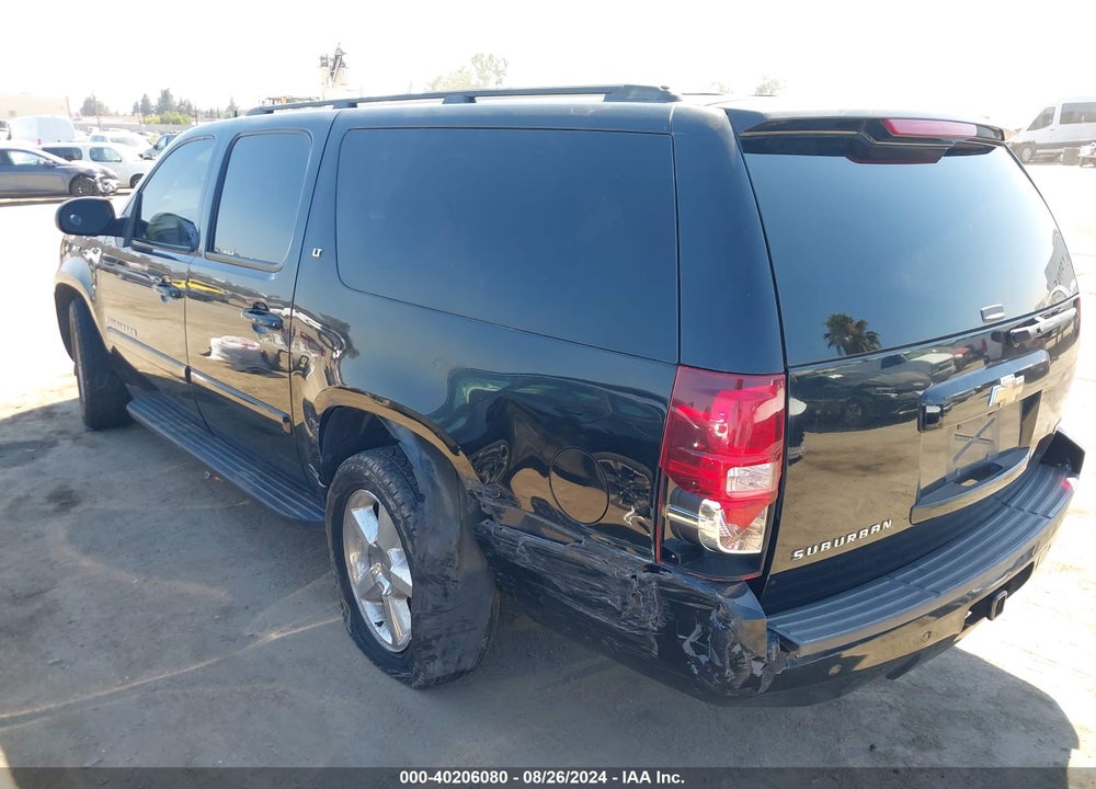 2007 CHEVROLET SUBURBAN 1500 LT VIN: 1GNFC16057R411826