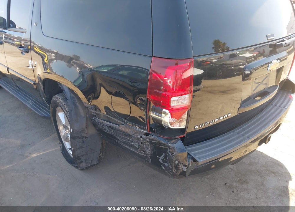 2007 CHEVROLET SUBURBAN 1500 LT VIN: 1GNFC16057R411826