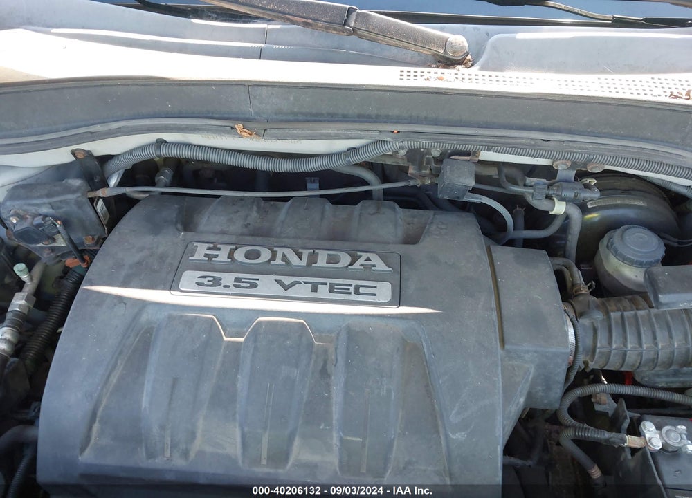 2008 HONDA PILOT VIN: 5FNYF18548B027285