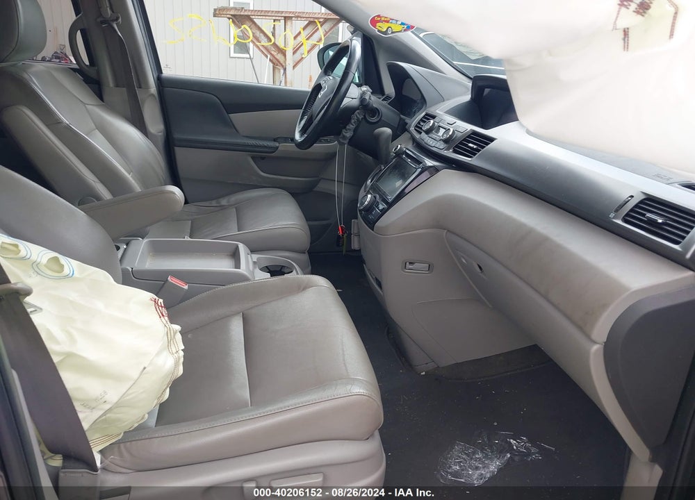 2015 HONDA ODYSSEY EX-L VIN: 5FNRL5H6XFB048040