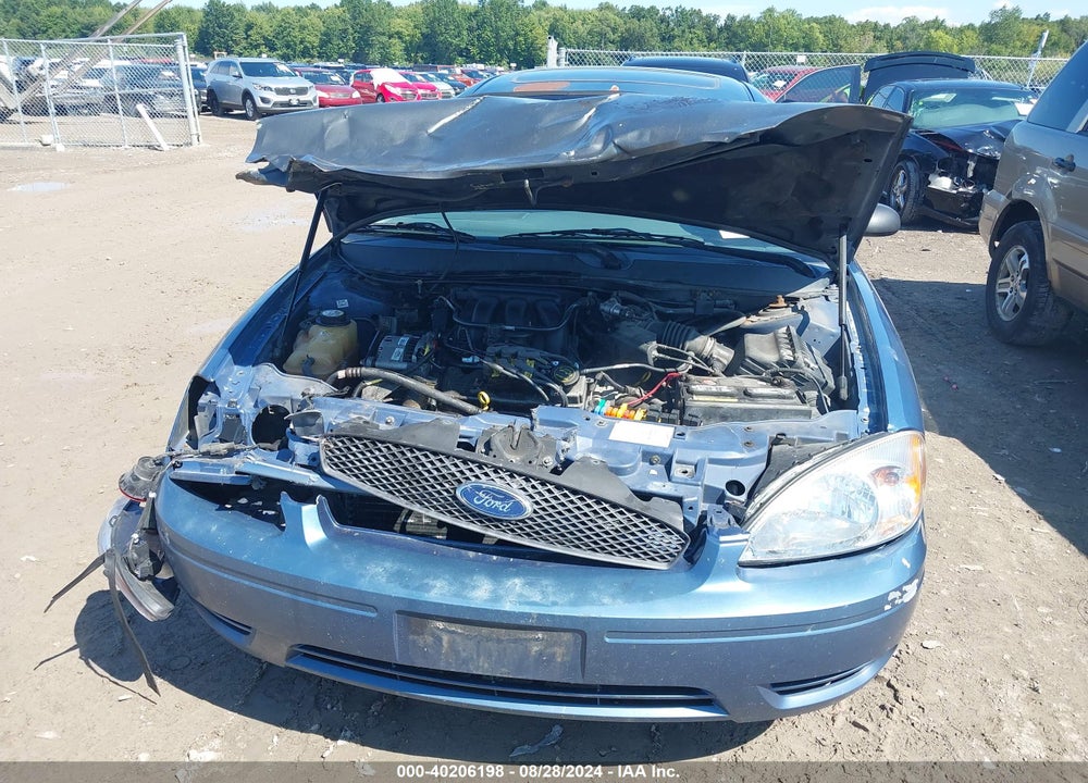 2004 FORD TAURUS SES VIN: 1FAFP55284A168987
