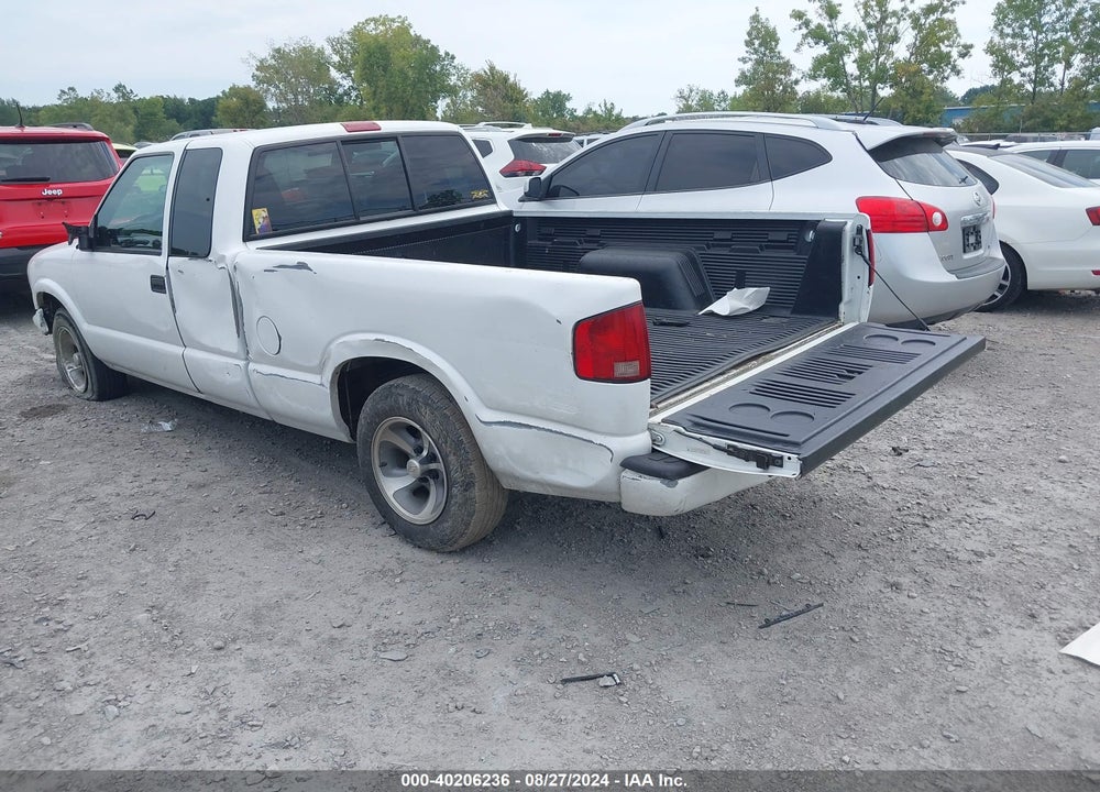 2000 CHEVROLET S-10 LS VIN: 1GCCS19W6YK245986