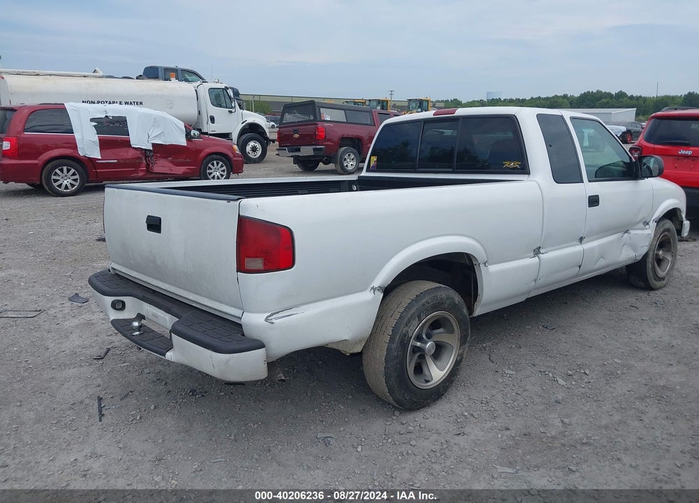 2000 CHEVROLET S-10 LS VIN: 1GCCS19W6YK245986