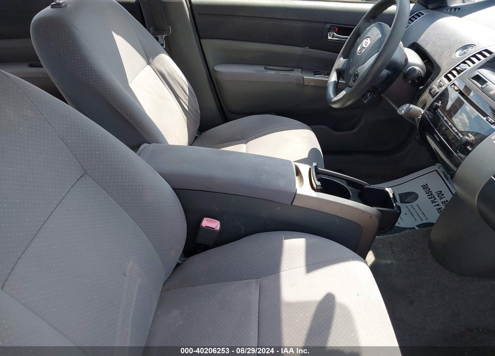 2006 TOYOTA PRIUS VIN: JTDKB20U063138405