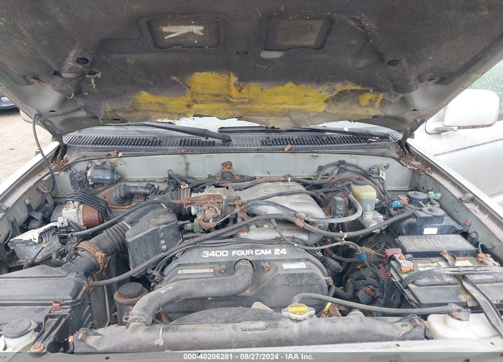 2000 TOYOTA 4RUNNER LIMITED V6 VIN: JT3HN87R1Y0262634