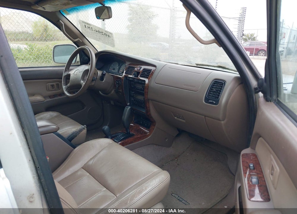 2000 TOYOTA 4RUNNER LIMITED V6 VIN: JT3HN87R1Y0262634