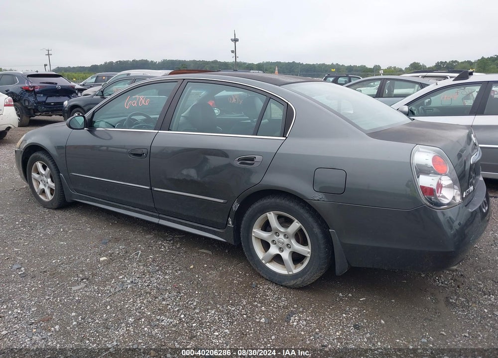 2005 NISSAN ALTIMA 3.5 SL VIN: 1N4BL11D25C278062
