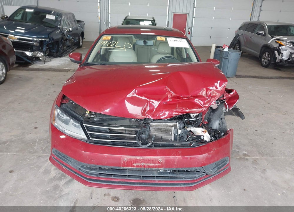 2017 VOLKSWAGEN JETTA 1.4T SE VIN: 3VWDB7AJ5HM380390
