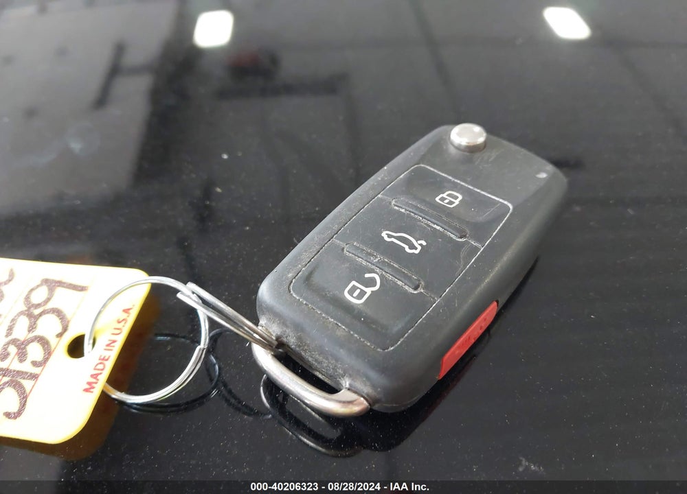 2017 VOLKSWAGEN JETTA 1.4T SE VIN: 3VWDB7AJ5HM380390