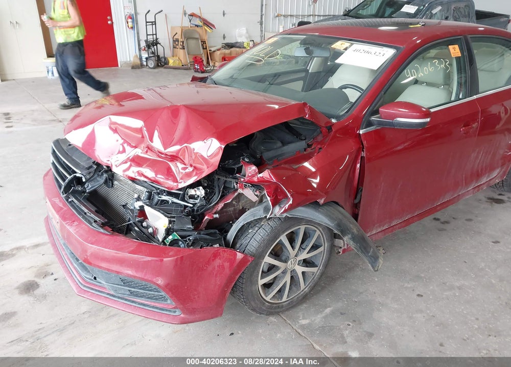 2017 VOLKSWAGEN JETTA 1.4T SE VIN: 3VWDB7AJ5HM380390
