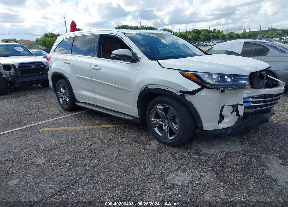 2018 TOYOTA HIGHLANDER LIMITED/PLATINUM VIN: 5TDYZRFH6JS264641