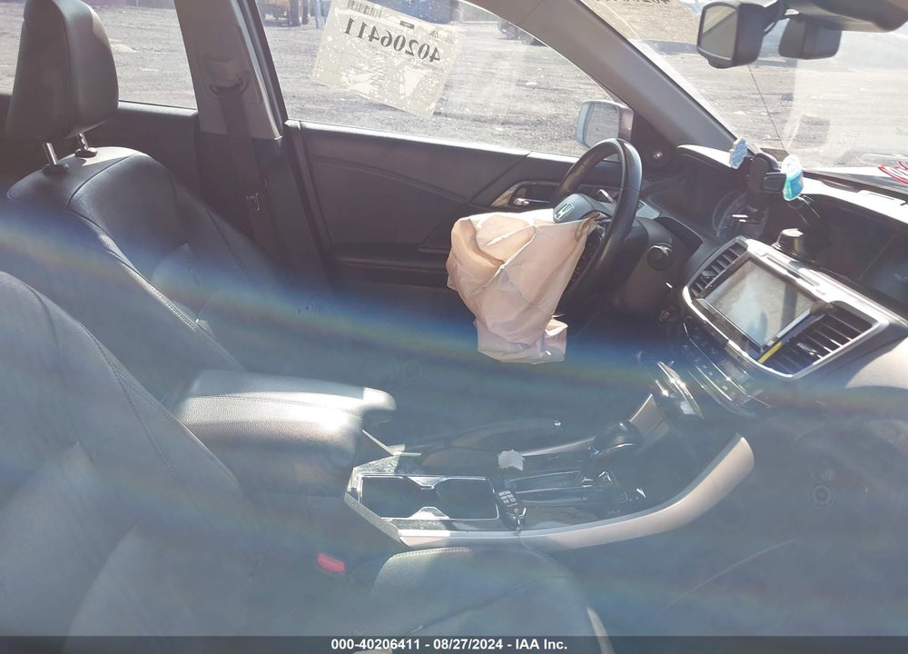 2016 HONDA ACCORD TOURING VIN: 1HGCR3F93GA015088