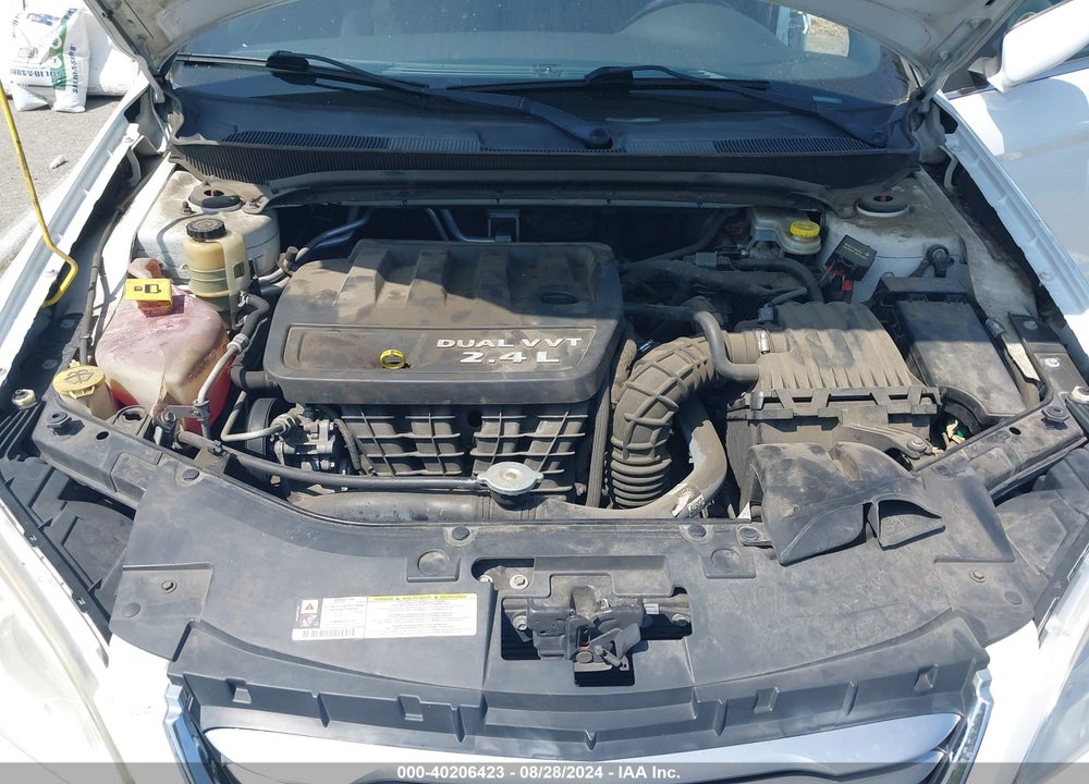 2012 CHRYSLER 200 TOURING VIN: 1C3CCBBB8CN176384