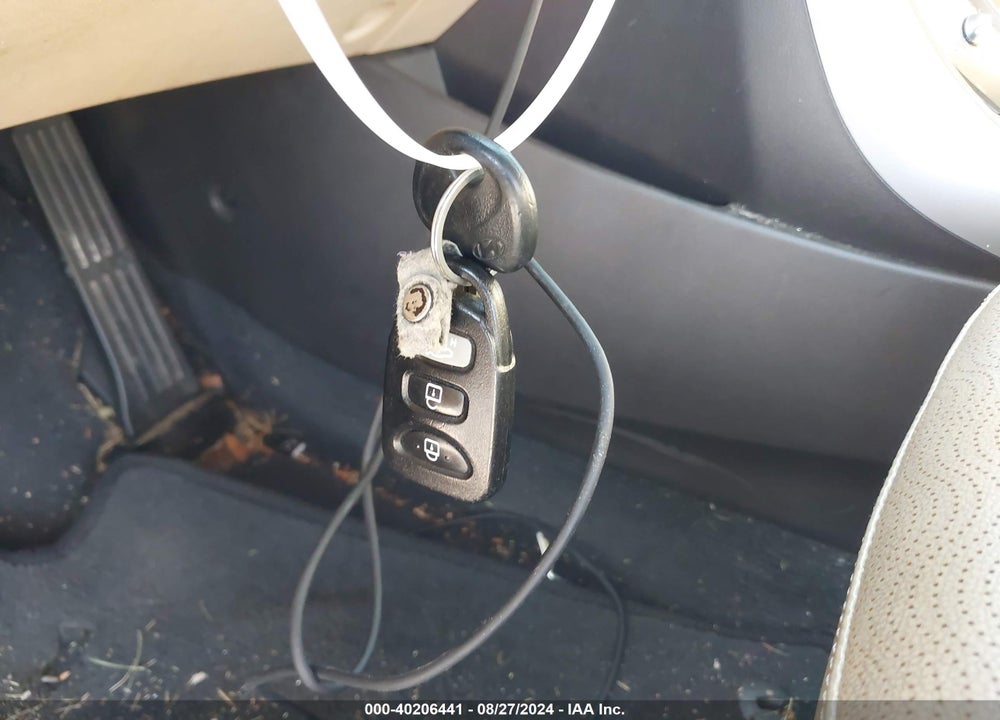 2013 HYUNDAI ELANTRA LIMITED VIN: KMHDH4AE8DU564436