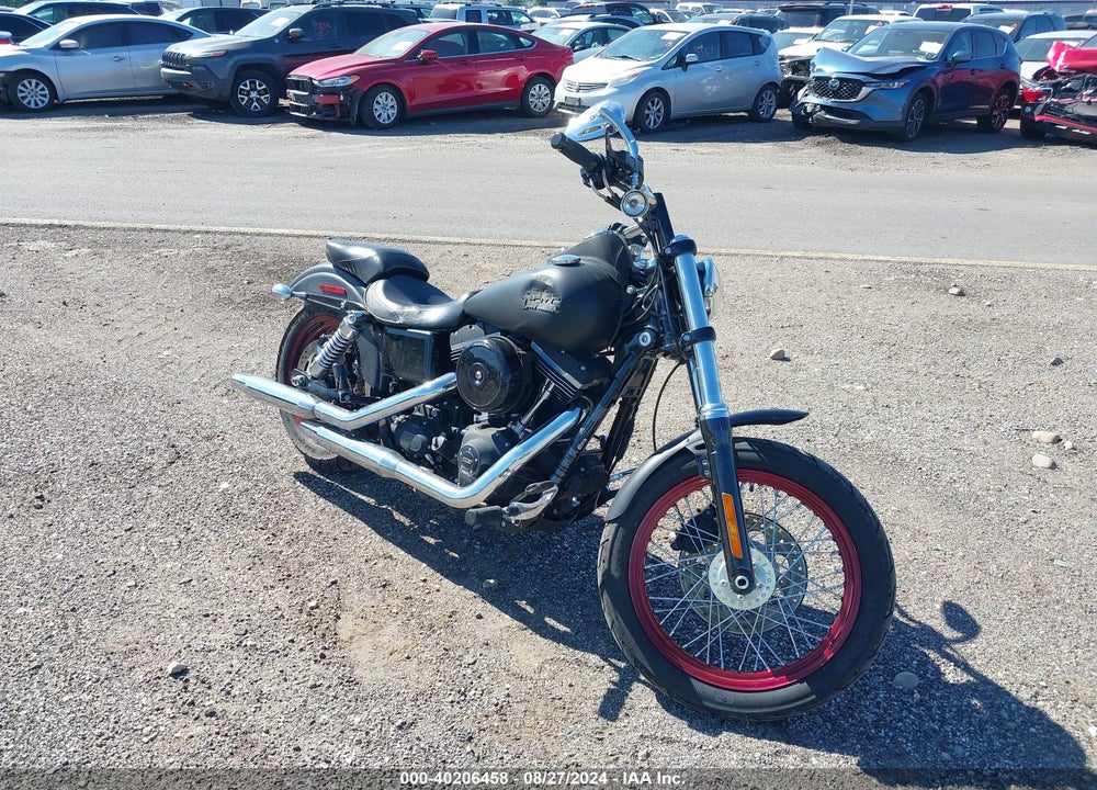2015 HARLEY-DAVIDSON FXDBP DYNA STREET BOB VIN: 1HD1VAM15FC317020