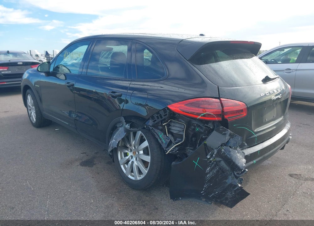 2015 PORSCHE CAYENNE E-HYBRID S VIN: WP1AE2A21FLA53877