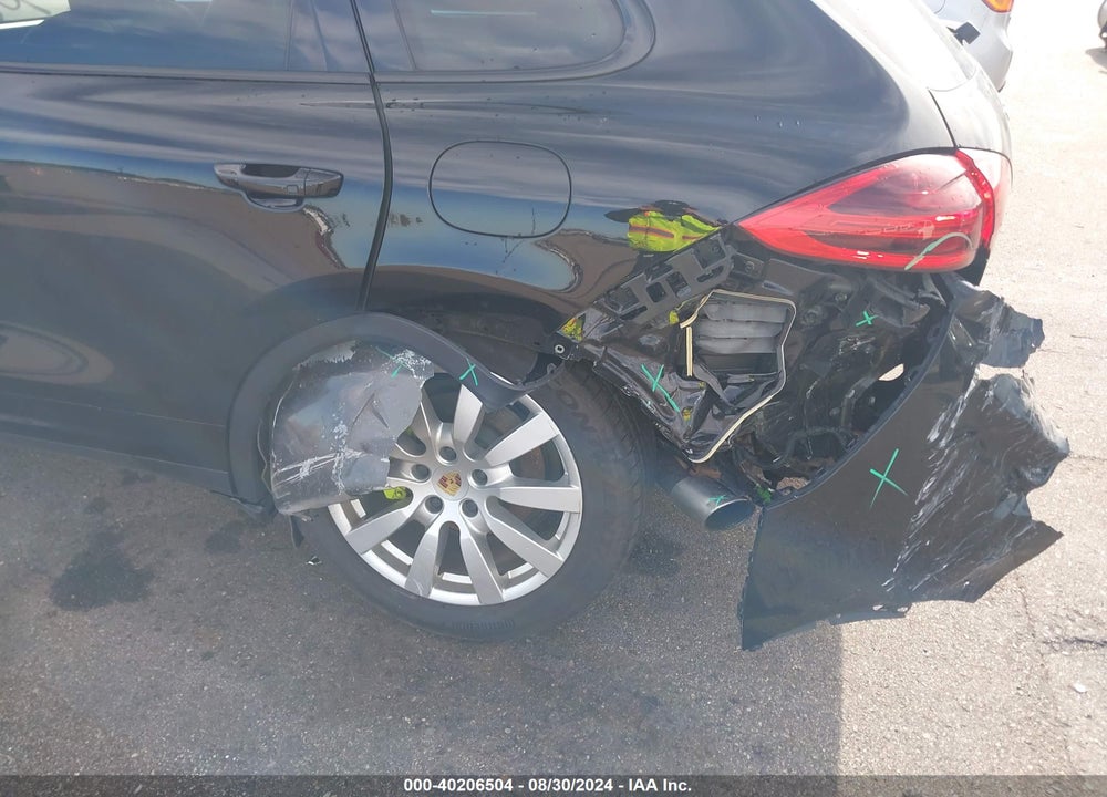 2015 PORSCHE CAYENNE E-HYBRID S VIN: WP1AE2A21FLA53877