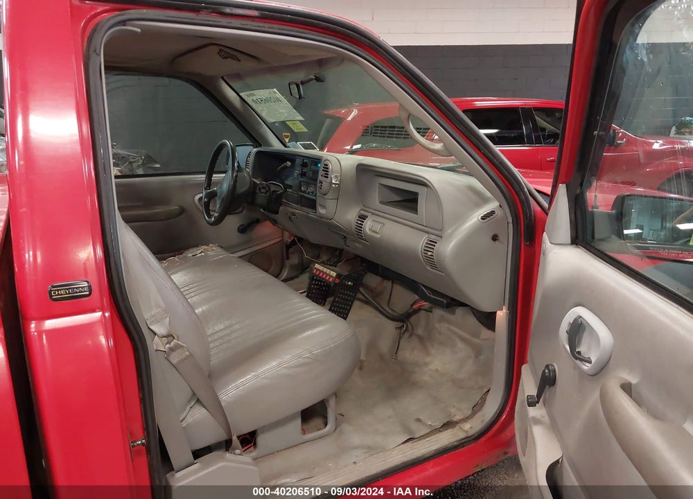 1998 CHEVROLET K2500 FLEETSIDE VIN: 1GCGK24R2WZ193981
