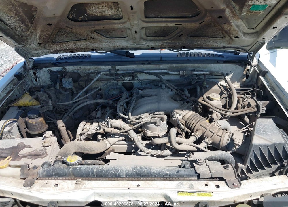 2001 NISSAN XTERRA SE VIN: 5N1ED28T11C573330