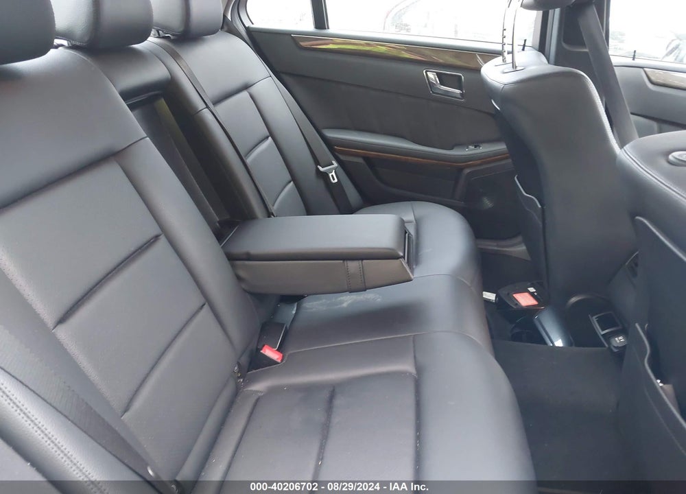 2010 MERCEDES-BENZ E 350 VIN: WDDHF8HB3AA137814