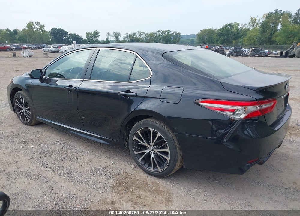 2018 TOYOTA CAMRY VIN: JTNB11HK5J3015896