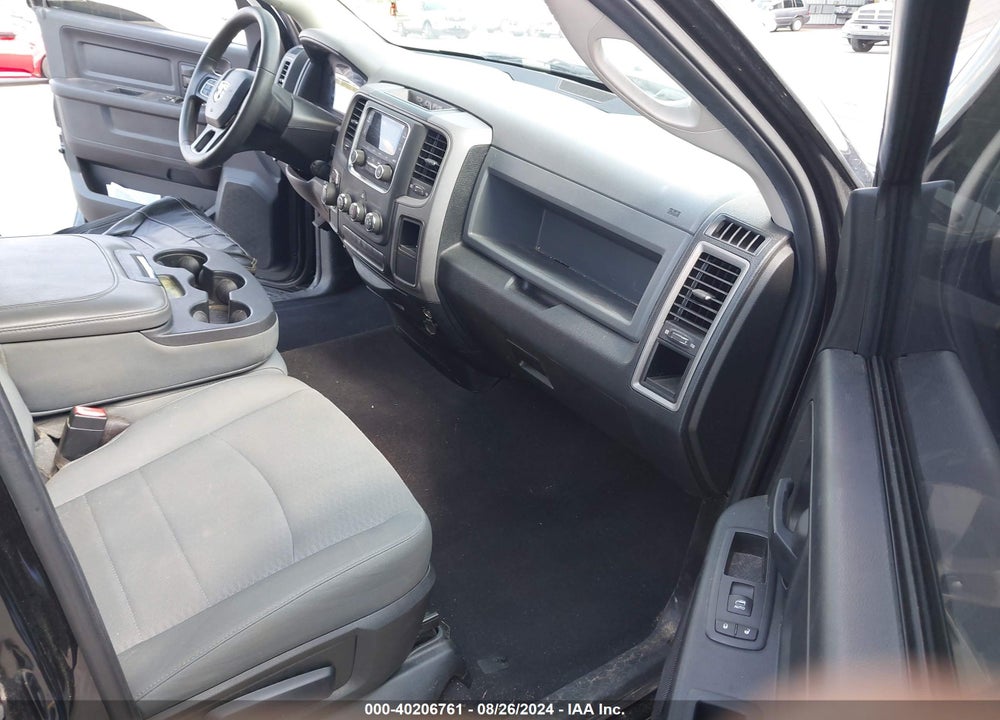 2016 RAM 1500 EXPRESS VIN: 1C6RR6FT7GS347803
