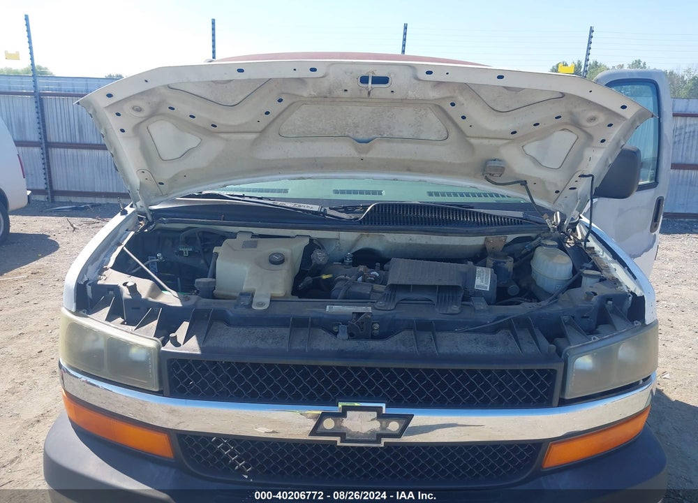 2004 CHEVROLET EXPRESS VIN: 1GAHG39U941162448