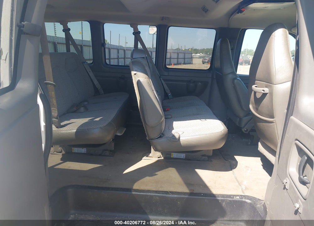 2004 CHEVROLET EXPRESS VIN: 1GAHG39U941162448