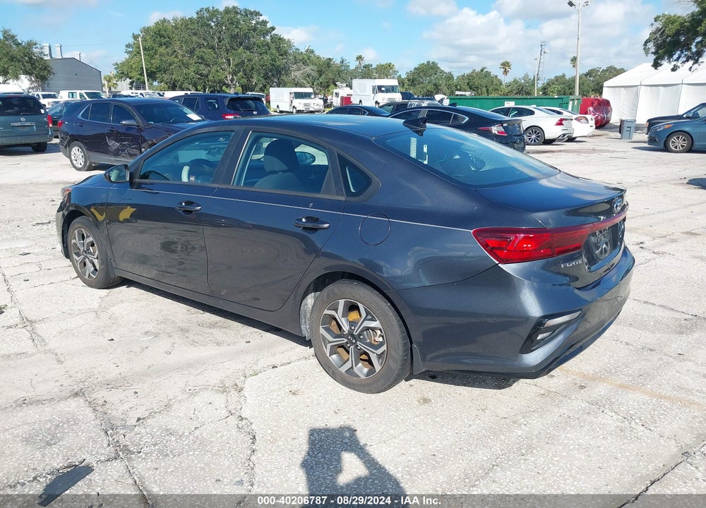 2021 KIA FORTE LXS VIN: 3KPF24AD5ME337497
