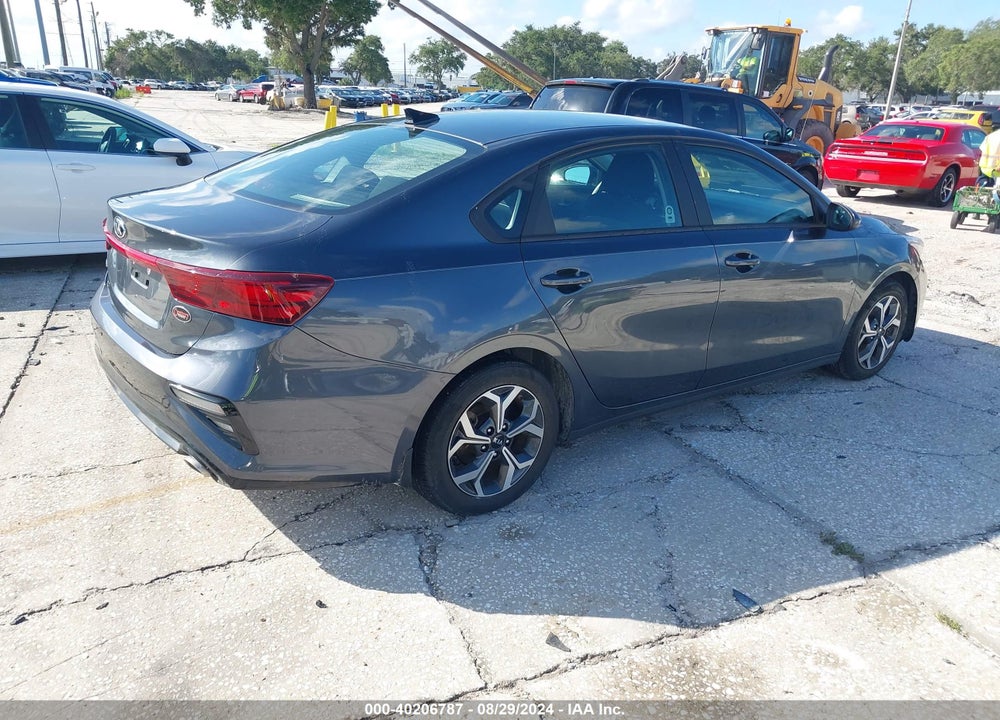 2021 KIA FORTE LXS VIN: 3KPF24AD5ME337497