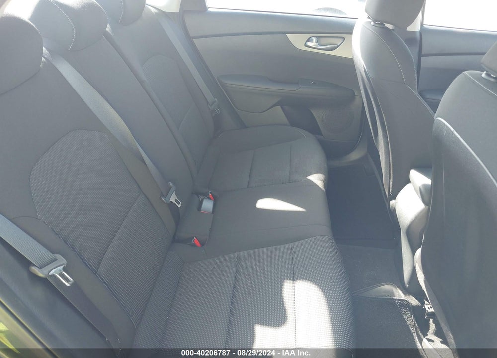 2021 KIA FORTE LXS VIN: 3KPF24AD5ME337497