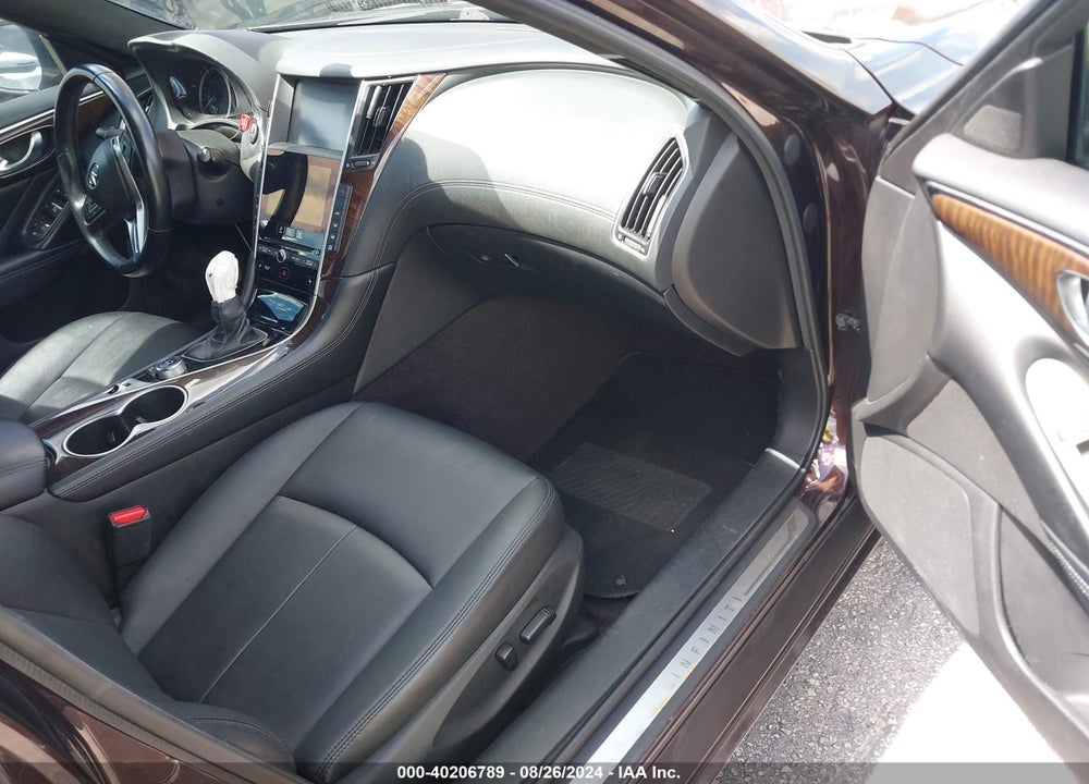 2018 INFINITI Q50 3.0T LUXE VIN: JN1EV7AP8JM350632