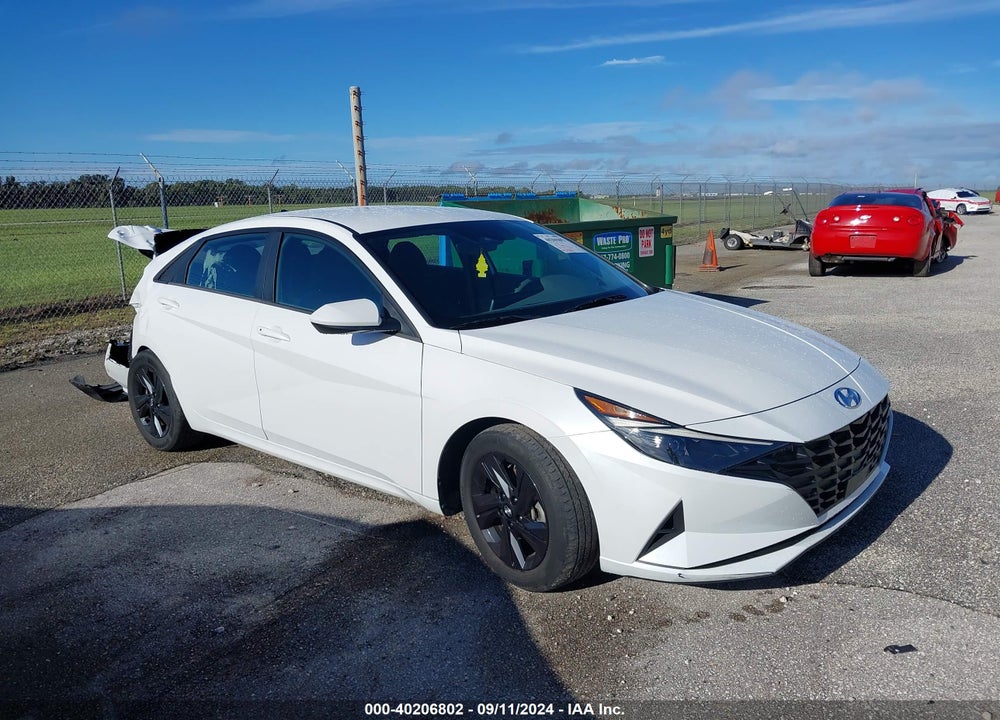 2022 HYUNDAI ELANTRA SEL VIN: 5NPLS4AG7NH086671