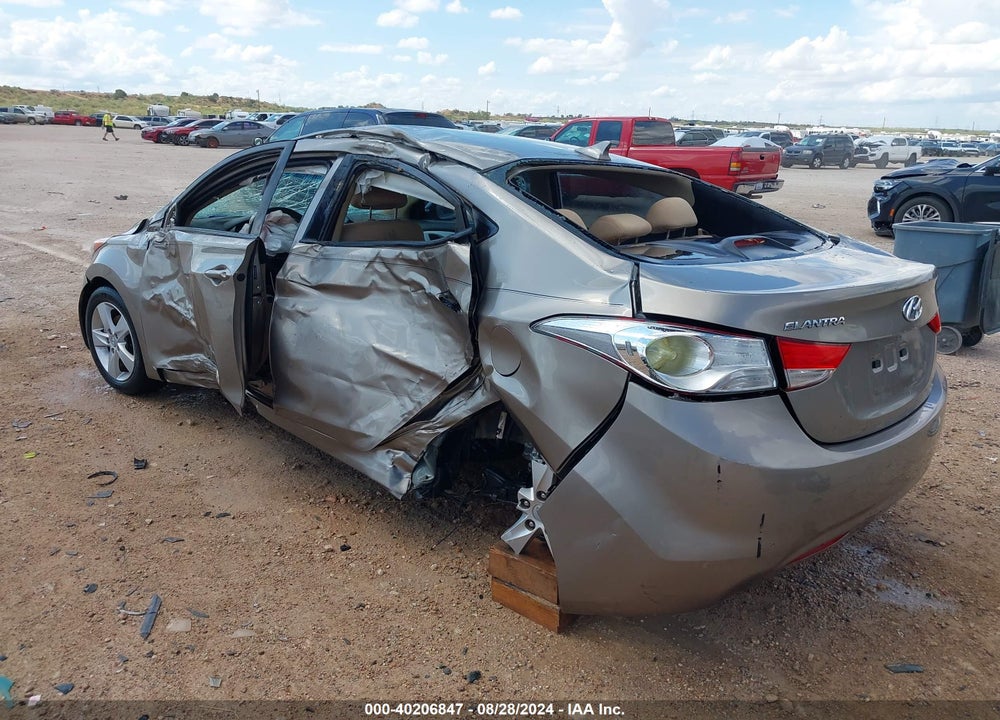 2013 HYUNDAI ELANTRA GLS VIN: 5NPDH4AE3DH279125