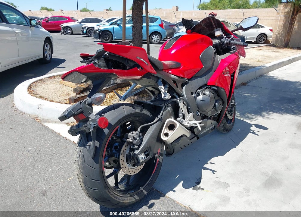 2015 HONDA CBR1000 RR VIN: JH2SC5974FK400015